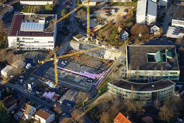 Sportzentrum: Im September starteten die Arbeiten an Überlingens größtem Bauprojekt. Schon jetzt ist klar: Das Sportzentrum, das den ...