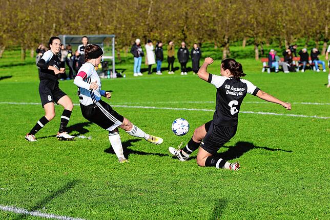 Bild 14: Klarer Sieg für die SG Aach-Linz/Denkingen! Die Bilder zur Landesliga-Partie im Deggenhausertal