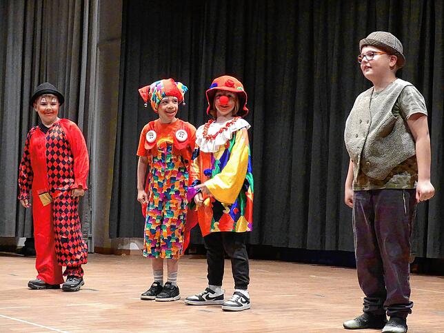 Bild 3: Zirkusvorstellung der Grundschule Bermatingen – Die besten Bilder