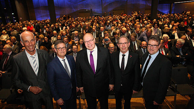 Von links: Claudius Marx, Hauptgeschäftsführer der IHK Hochrhein-Bodensee, IHK-Präsident Thomas Conrady, Wirtschaftsminister Peter ...