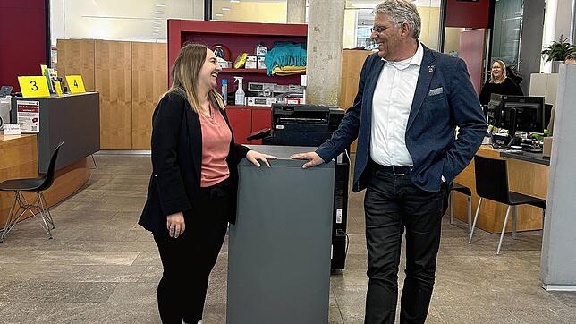 Gutes Miteinander: Jasmin Muffler und Michael Moser leiten den Ü-Punkt. Das Bürgerbüro besteht in diesem Jahr 25 Jahre.