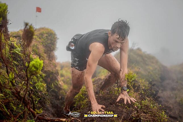 Der Stockacher Benedikt Hoffmann auf der zweiten Etappe der Golden Trail Championship auf den Azoren.
