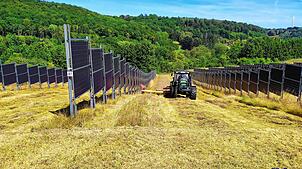 Vertikal oder Horizontal? Welche Form von Agri-Photovoltaik-Anlagen sind am bodenschonendsten? Die Gemeindeverwaltung Wutach regt nach ...
