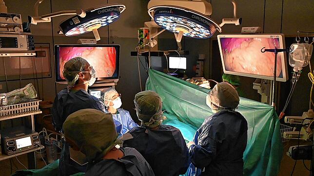 Blick in den OP-Saal am St. Elisabeth-Klinikum: Welche Leistungen werden Oberschwabenkliniken und Medizin Campus Bodensee künftig anbieten?
