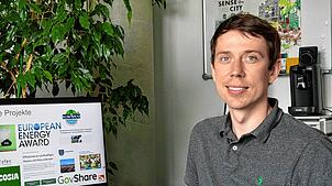 Alexander Hirylovich ist im Landratsamt Bodenseekreis für das Klimaschutzmanagement zuständig. Bei ihm laufen die Fäden des Projekts ...