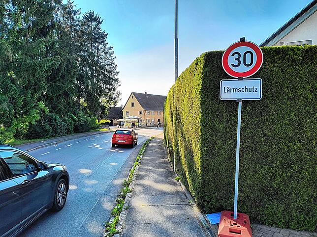 Seit der Sperrung der „Müllstraße“ gilt in Efrizweiler und Kluftern Tempo 30. Die Stadt hat entlang der Strecke zahlreiche Schilder ...