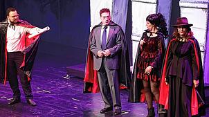Die Vampirfiguren Niko Reith (alias Julian Willmann), Erik Pauly (alias Alexander Bertsch), Beatrix Grüninger (alias Martina Dannecker) ...