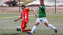 Der Löffinger Johannes Kaufmann (rotes Trikot), hier in einem früheren Duell gegen den Furtwanger Marvin Lubenow, hat mit seinen ...