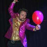 Der Magierklamauk von Daniel Kiefer gehörte zu den Höhepunkten des Abends. Mit Partner Andreas Keller begeisterte er das Publikum.