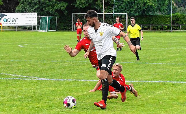 Bild 9: FSV Rheinfelden gibt Zwei-Tore-Führung ab und verliert noch mit 3:4 &ndash; und wir haben Bilder!