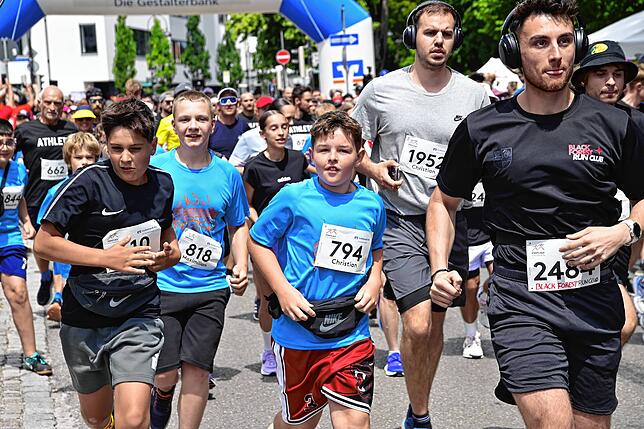 Bild 24: Sie laufen für den guten Zweck – Bilder vom Villinger Stadtlauf