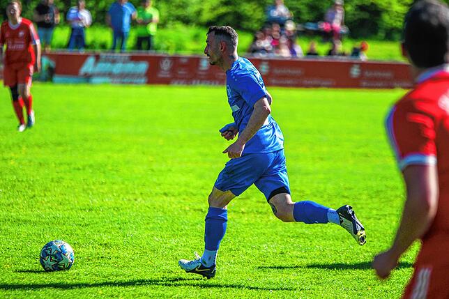 Bild 20: SG Stühlingen/Weizen besiegt den SV Eggingen im Derby mit 4:0 – und wir haben Fotos!