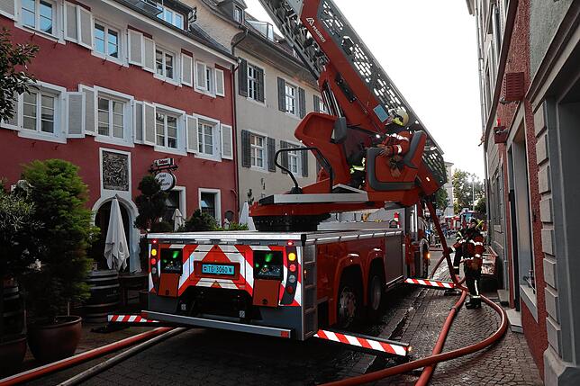 Bild 27: Am Morgen danach: So sieht es nach dem Großbrand in der Zollernstraße aus