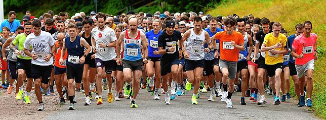 Bild 5: Emmely Kaiser und Omar Tareq gewinnen den 33. Wehratallauf – und wir haben Bilder!