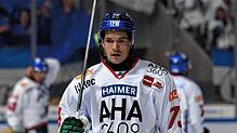 Der Kanadier Matt Puempel noch im Trikot der Augsburger Panther. In der kommenden Saison wird der 31-Jährige für die Schwenninger Wild ...