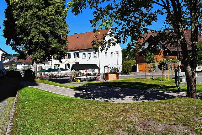 Bild 5: Bilder von der Rathausplatzeinweihung