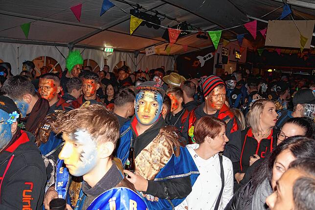 Bild 16: Fasnachtsauftakt der Schnörri Plätzer – Wir haben die Bilder!