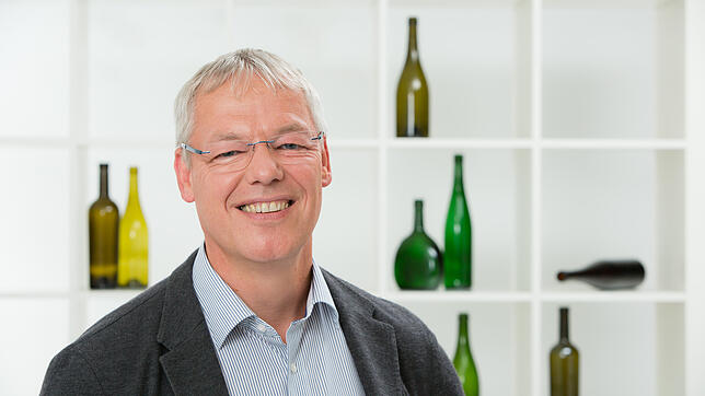 Ernst Büscher ist Wein-Experte und Sprecher beim Deutschen Weininstitut, der zentralen Kommunikations- und Marketingorganisation der ...