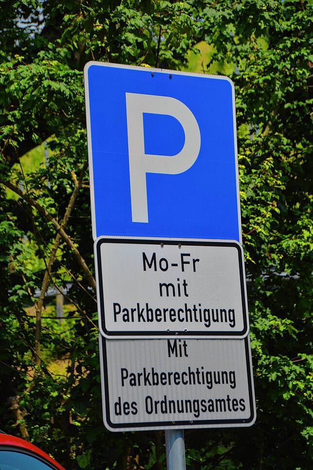 Der Parkplatz im Sommertal soll nicht in das elektronische Parkleitsystem aufgenommen werden, da hier viele Inhaber von ...