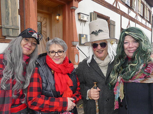 Bild 15: Fasnacht in Bermatingen: 100. Narrenbaum und 55 Jahre Zimmergilde – Die besten Bilder!