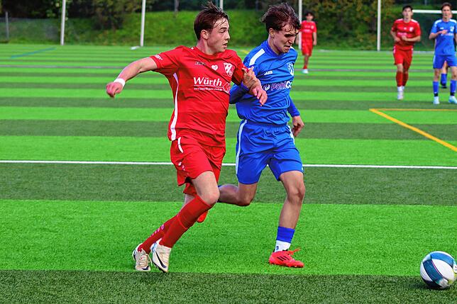 Bild 7: A-Junioren der SG Wutachtal gewinnen 8:1 beim FC Erzingen – und wir haben Fotos!