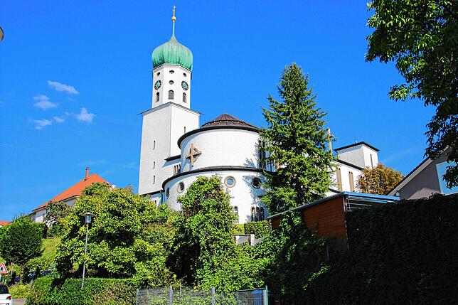Die katholische Pfarrkirche St. Oswald in Stockach.