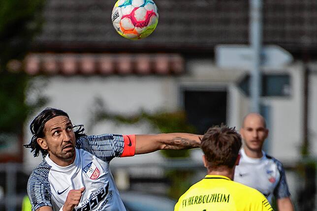 Bild 23: VfB Waldshut bezwingt den FV Herbolzheim mit 3:2 &ndash; und wir haben Bilder!
