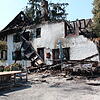 Ein Brand zerstörte in der Nacht vom Dienstag, 31. Juli, auf Mittwoch, 1. August, das historische Hofgut Balisheim in Gaienhofen. Die ...