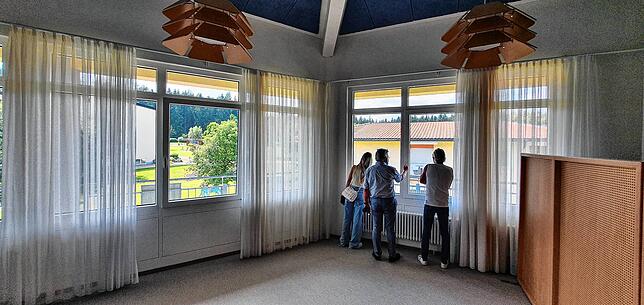 Bild 13: Bilder von der Autogrammstunde von Matthias Reim und Christin Stark in der Nachsorgeklinik Tannheim