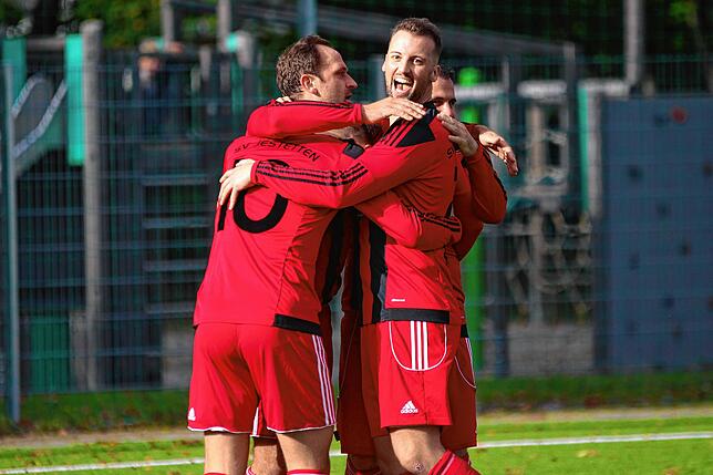 Bild 9: SV Blau-Weiß Murg rettet ein 4:4 beim SV Jestetten – und wir haben Bilder!