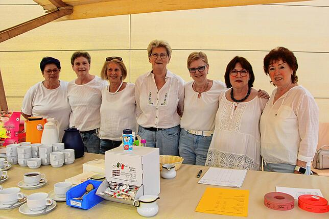 Bild 23: Patrozinium und 50 Jahre Freundschaft: Bonndorf hatte allen Grund zum Feiern