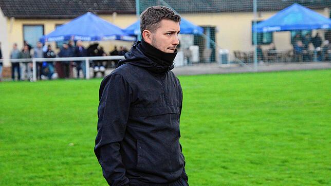 Roman Neumann, Trainer der SG Dauchingen/Weilersbach, kann sich mit seinem Team über einen verdienten 3:1-Sieg gegen die SG ...