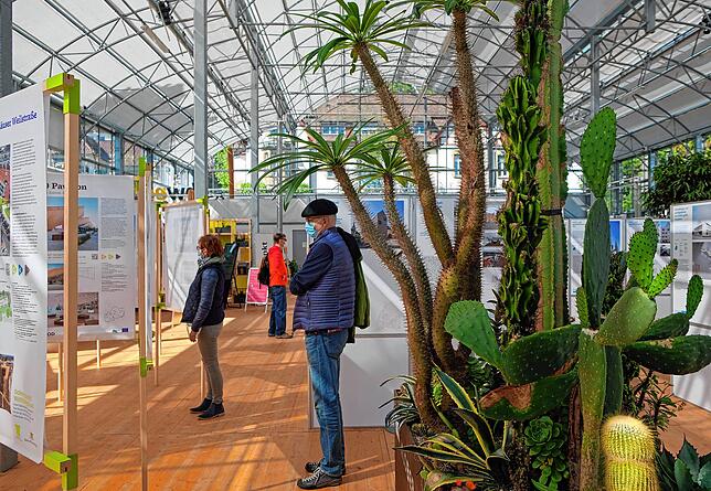 Ausstellungen im Treffpunkt Baden-Württemberg befassen sich mit nachhaltiger Architektur und Mobilität.