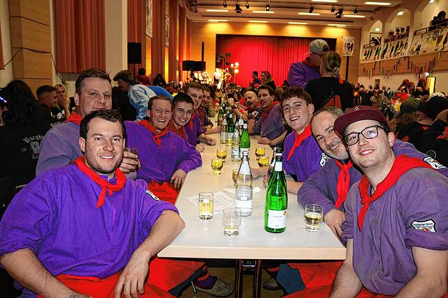 Bild 14: Fasnacht pur beim traditionellen Öschabend: Wir haben die Bilder