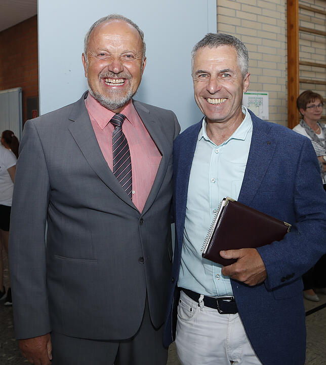 Bild 27: Bilder von der Verabschiedung des Realschulrektors Egon Bäurer
