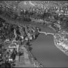 Seit 1930 gibt es zwei Städte namens Laufenburg &ndash; eine im Aargau liegende (links im Bild) und eine in Baden, die zuvor ...