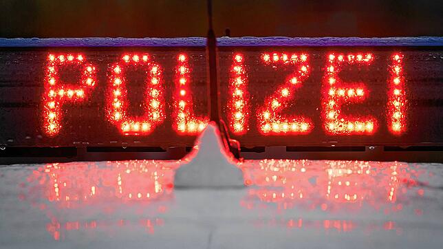 Die Polizei sucht einen Beteiligten an einer Disko-Prügelei. (Symbolbild)