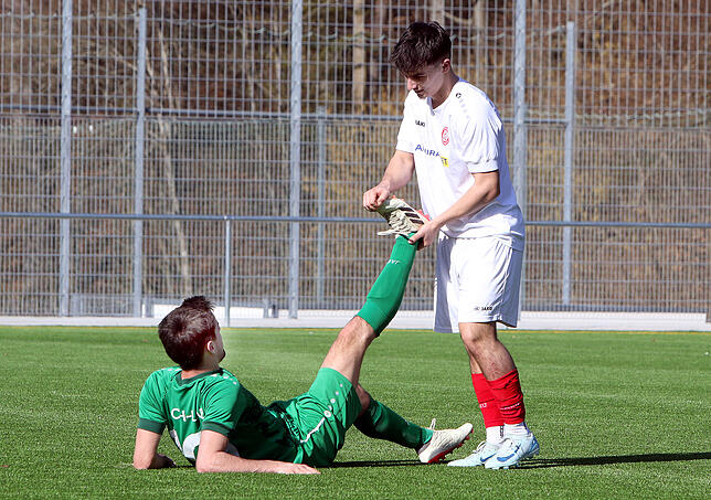 Bild 13: TSV Aach-Linz setzt beim SC Pfullendorf II die Akzente. Wir haben die besten Bilder!