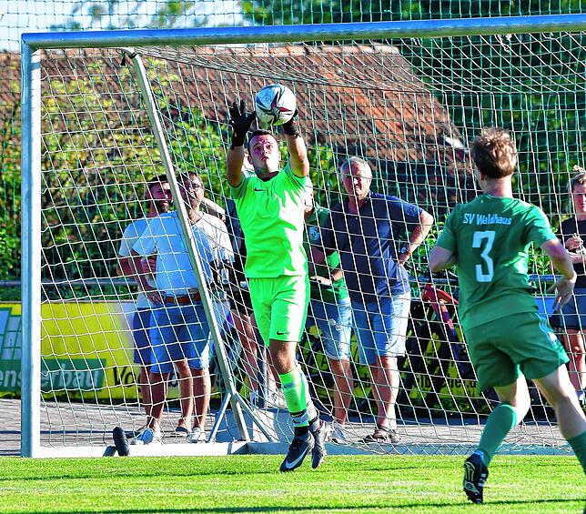 Rückhalt: Tobias Vonderach war beim 3:0 gegen den FC Schlüchttal der Garant für den dritten „Zu-Null-Heimsieg“ des SV Waldhaus.