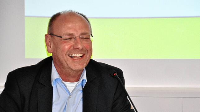 Blumbergs Stadtkämmerer und Leiter der Finanzen, Jürgen Fischer, wechselt in die Kämmerei einer größeren Kommune in einem Nachbar-Landkreis.
