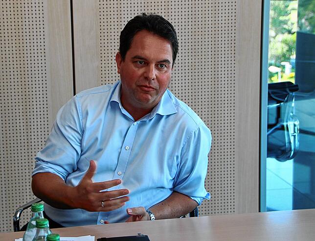 Weg von der Verbrennungstechnik, hin zu emissionsfreien Antrieben: Christian Weber erläutert die ehrgeizigen Ziele der neuen Albert ...