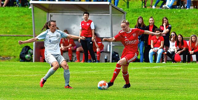 Bild 29: SV Niederhof besiegt SG Ebnet mit 4:1 im Hinspiel der Verbandsliga-Relegation &ndash; wir haben Bilder!