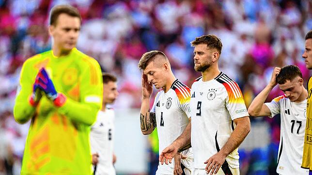 Große Enttäuschung bei den Spielern der deutschen Nationalmannschaft, die nach gutem Turnier ausscheiden.