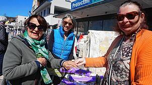 Individueller, handgemachter Schmuck stieß beim Frühlingsmarkt in Lauchringen vielfach auf Interesse.