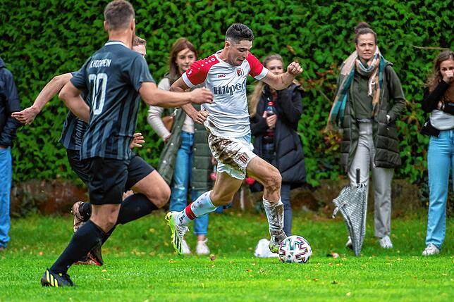 Bild 6: FC Hochrhein gewinnt gegen die SG Weilheim/Gurtweil mit 4:1 &ndash; und wir haben Bilder!