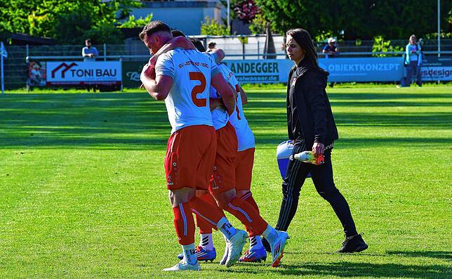 Bild 25: SV Jestetten gewinnt Kellerderby mit 2:1 gegen den FC Hochrhein – und wir haben Fotos!