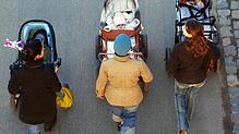 Bedürftige mit Kindern können unter Umständen Kinderzuschlag erhalten. Können sie gleichzeitig auch Bürgergeld beziehen?