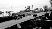 Am Landessteg – dem heutigen Prachtboulevard – wurde in den 1960er-Jahren noch hart gearbeitet. Die "Baggergesellschaft Immenstaad ...