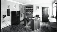 So sah das braune Haus (ehemaliges Kaufhaus) auf den Gustav-Hammer-Platz zum Ende des Zweiten Weltkriegs innen aus. Bild: Stadtarchiv ...