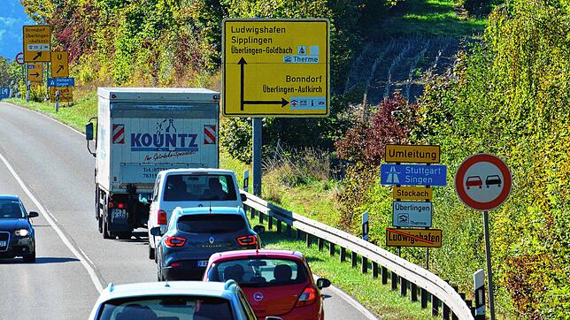 Auf der B31 zwischen Aufkirch und Sipplingen (hier ein Symbolbild), soll ein 25-Jähriger einen anderen Autofahrer genötigt haben. Die ...